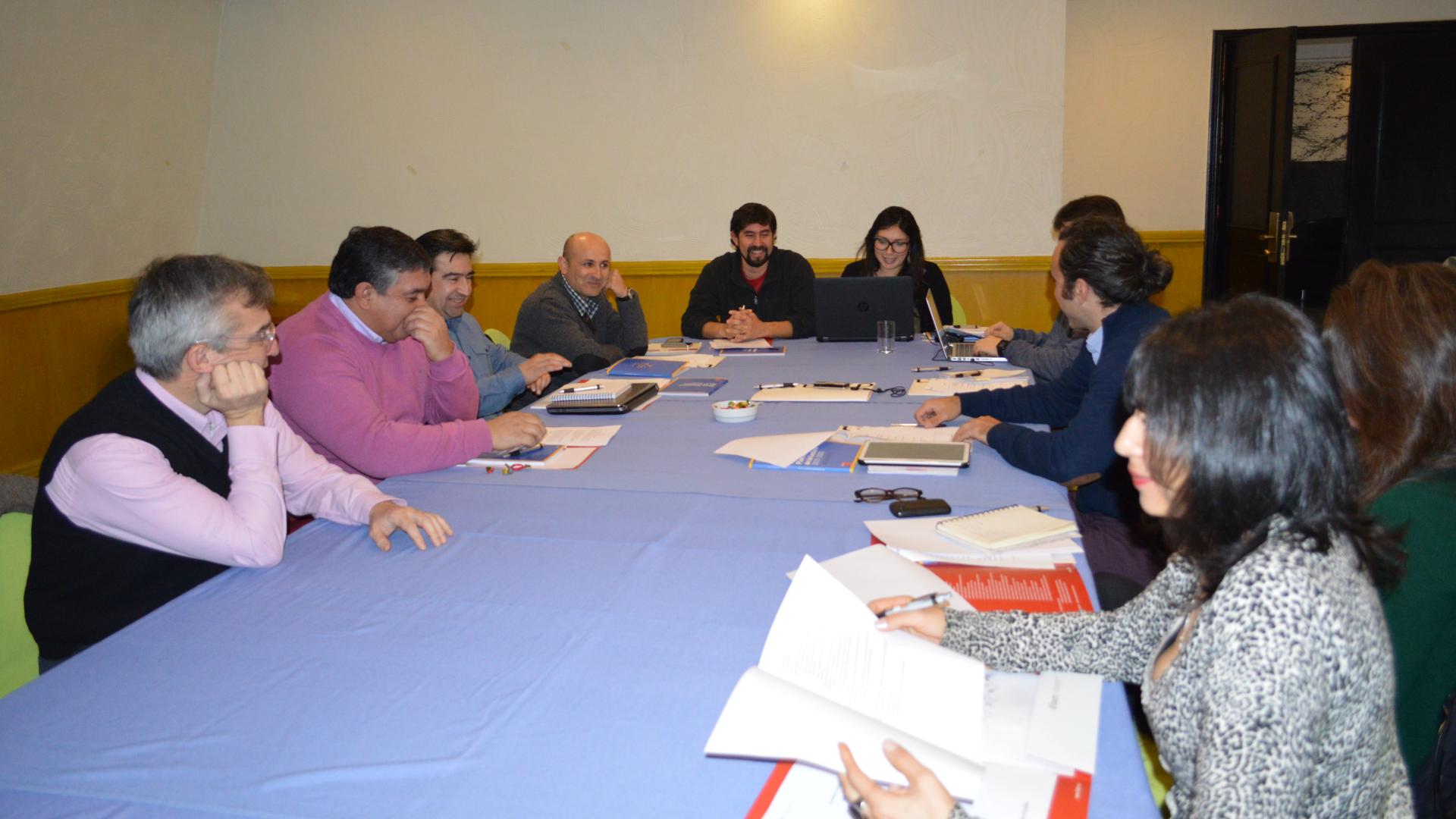 Reunión en 2015 del Comité directivo de la Red de Bibliomóviles junto a la Subdirección de Bibliotecas Públicas