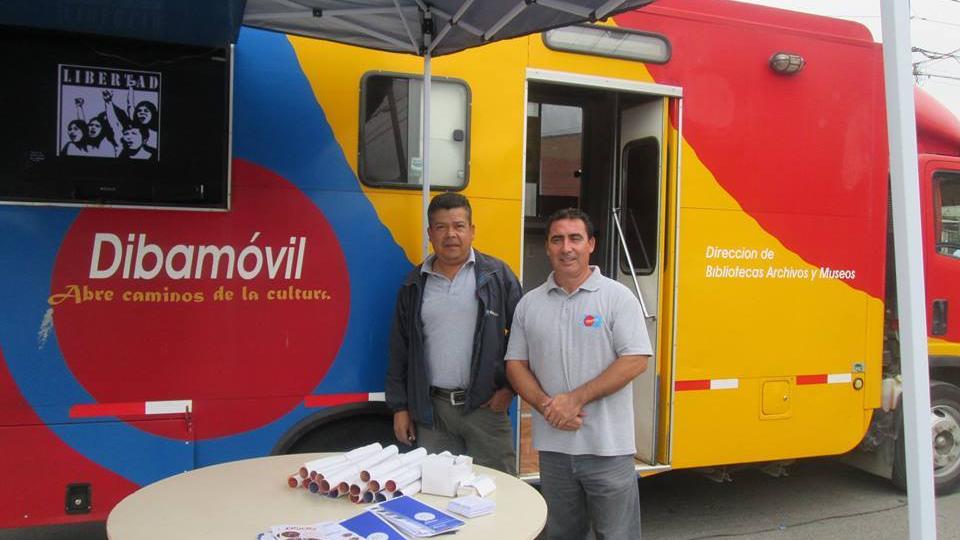 Dibamóvil Maule: La dupla que hace 18 años abre caminos a la lectura