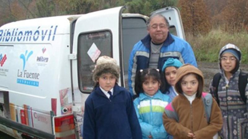 Bibliomóvil de Río Bueno: Una familia sobre ruedas