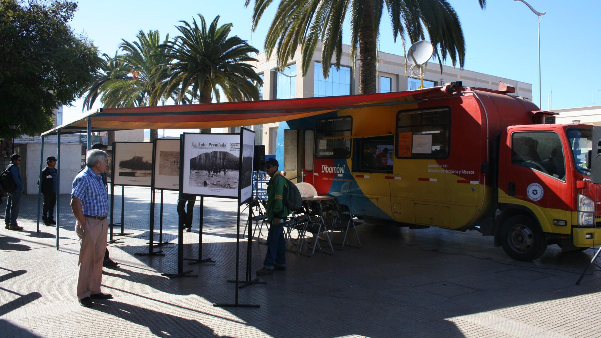 Dibamóvil de Coquimbo itinera exposición fotográfica