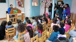 Bibliomóvil de Curanilahue visita a jardines infantiles