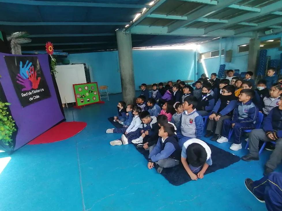 Tarapacá - Conociendo la historia del Bibliomóvil de Alto Hospicio