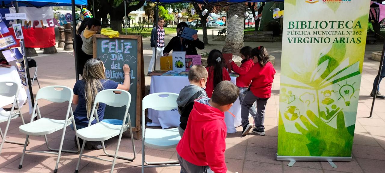 Celebración Día Nacional del Bibliomóvil 2022