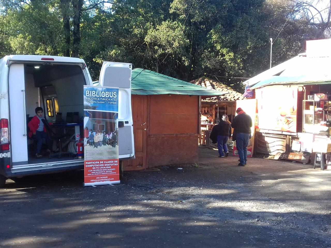 Bibliobús de Yumbel en Salto del Laja