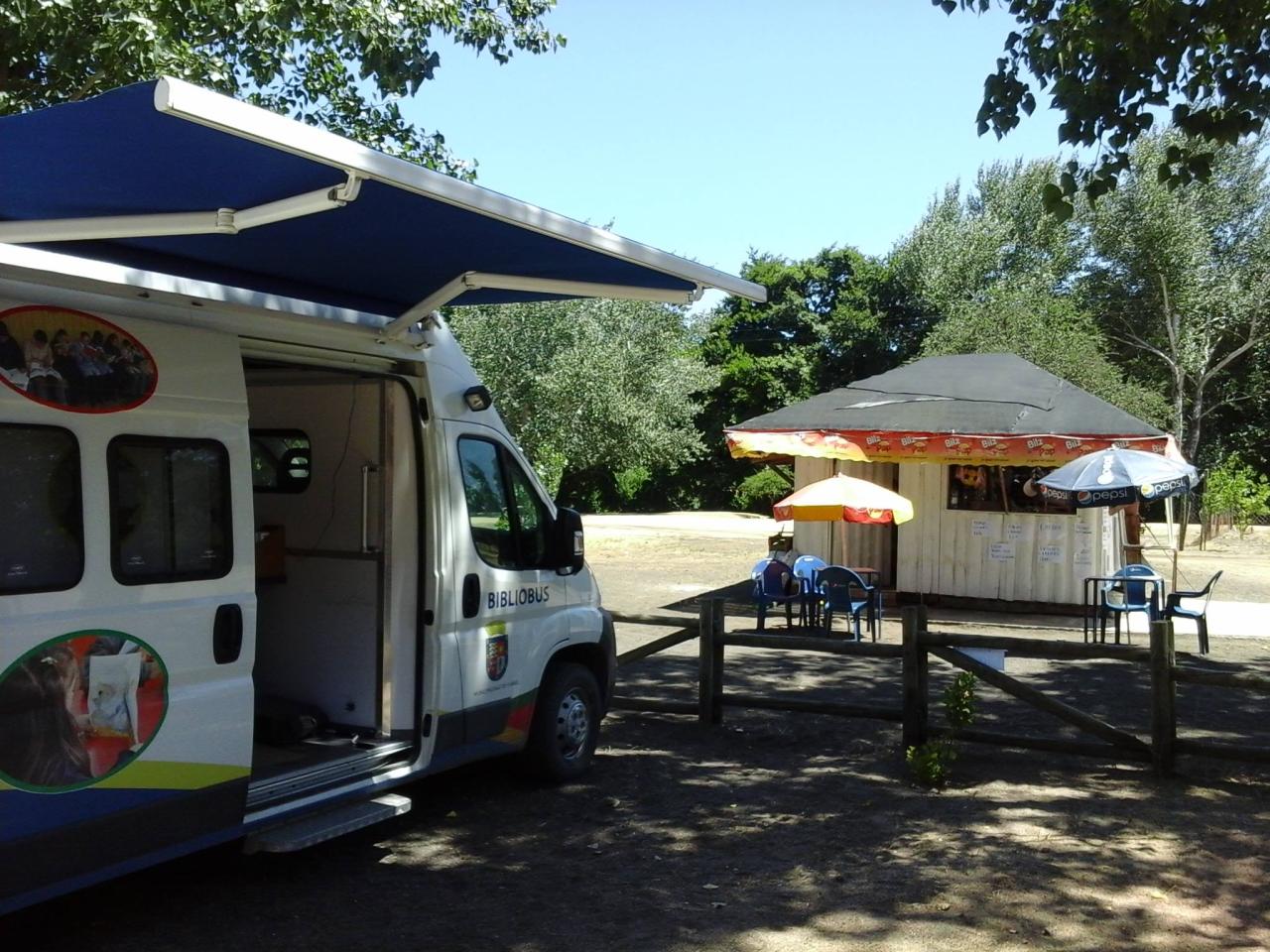 Bibliobús de Yumbel Salto del Laja