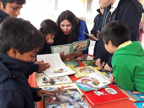 Bibliobús Nacimiento en escuela Carrizal