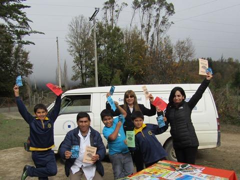 Bibliomóvil Nacimiento en terreno