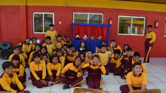 Lectura y títeres en colegio San Lorenzo de Tarapacá 2021
