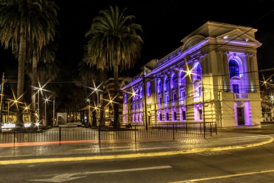 «La noche de los libros»: Coordinación de Bibliotecas Públicas de Valparaíso prepara especial celebración lectora durante abril