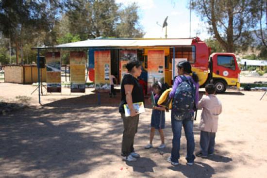 Dibamóviles 14 años de acercar la lectura a los chilenos