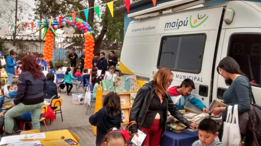 Bibliomóvil Maipú - Día del niño