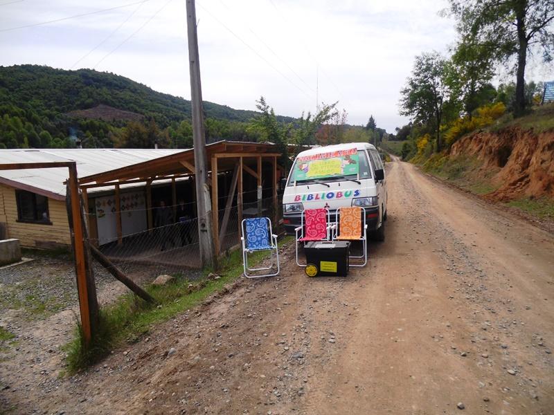 Bibliobús Nacimiento en escuela Carrizal