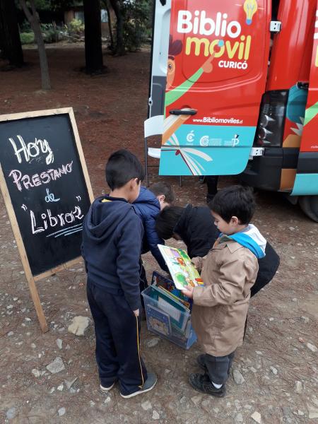 Renovación Bibliomóvil Curicó