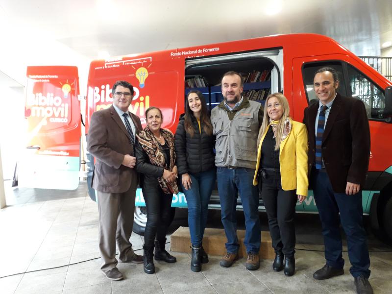 Renovación Bibliomóvil Curicó