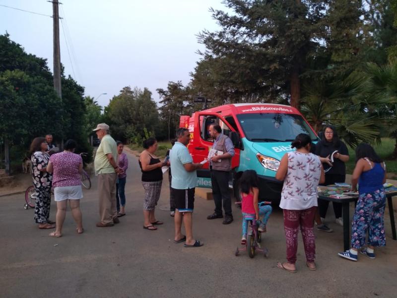 Prestamos en terreno - Curicó BiblioVerano